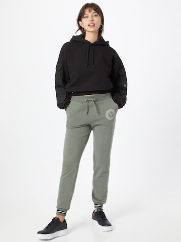 American Eagle Tapered Broek in Groen