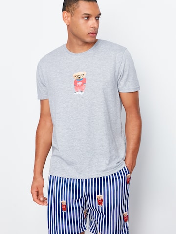 Trendyol Pyjama kurz in Grau: Vorderseite