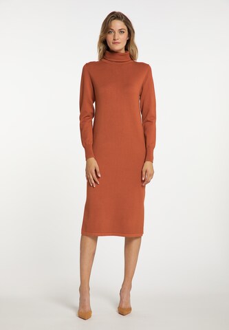 Usha Knitted dress in Red