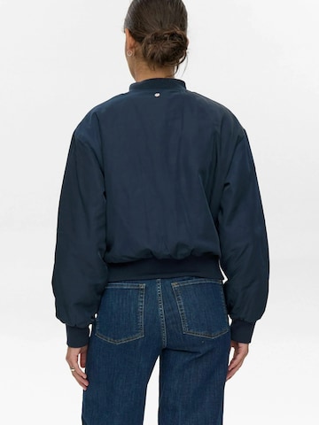 Veste mi-saison 'Ellanora' NÜMPH en bleu