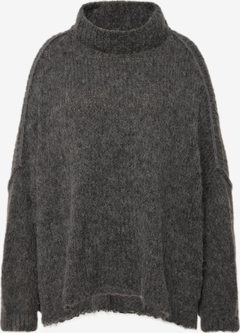 Studio Untold Sweater in Grey: front