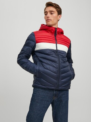 Veste mi-saison 'Hero' JACK & JONES en bleu : devant