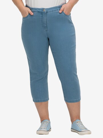 SHEEGO Skinny Jeans in Blue: front