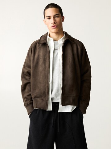 Veste mi-saison Pull&Bear en marron : devant