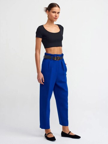 Tricou de la Dilvin pe negru