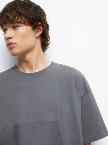 Pull&Bear T-Shirt in Grau