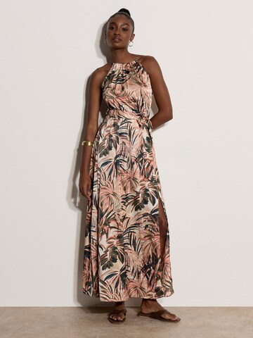 Apricot Kleid in Beige: Vorderseite