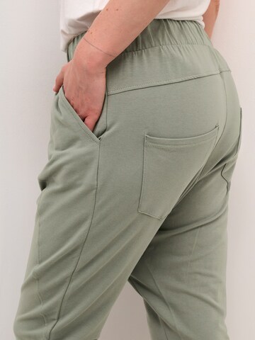 Loosefit Pantalon 'CR Beky' Cream en vert