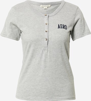 T-shirt AÉROPOSTALE en gris : devant