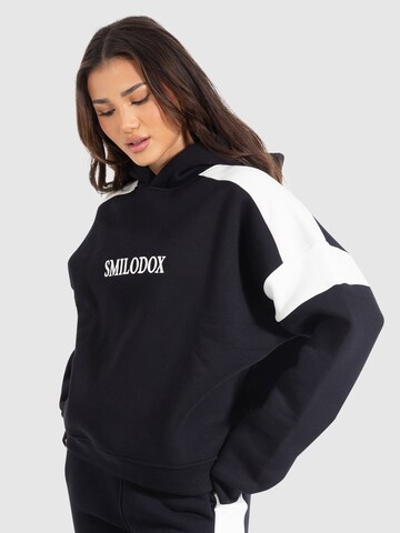 Smilodox Sweatshirt 'Malea' in Blauw