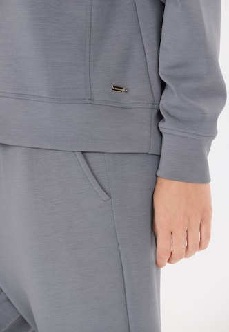 Athlecia Sweatshirt 'Jacey' in Grau