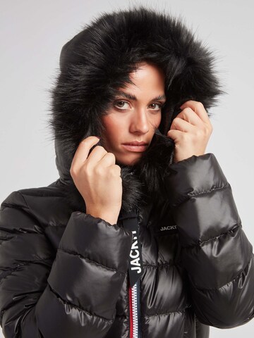 JACK1T Outdoorjas ' R4D Tricolore Puffer Racer Lux mit Fell ' in Zwart