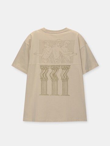 Pull&Bear T-Shirt in Beige