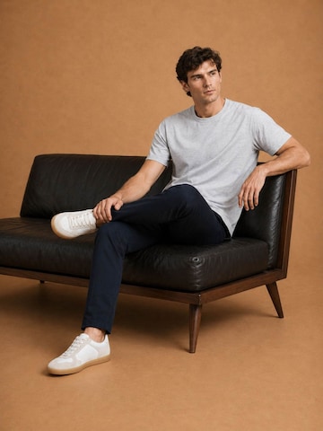 KING Essentials Shirt 'The Shawn'‌‌‌‌‌‌‌‌‌‌ in Grau