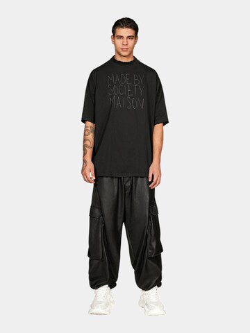 Maglietta 'Unfinished Tee T-Shirt - T17653' di Made By Society in nero