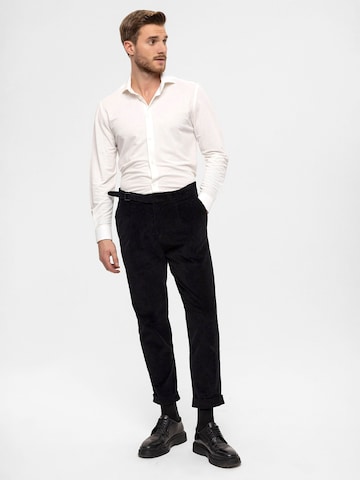 Antioch Tapered Pleat-Front Pants in Black