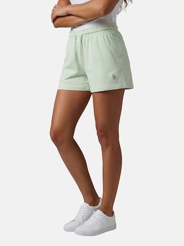 U.S. POLO ASSN. Regular Shorts in Grün: Vorderseite