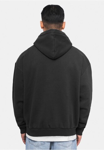 DropsizeSweater majica 'Pray Love Hustle' - crna boja