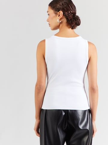 Top 'SAVINA' di GUESS in bianco