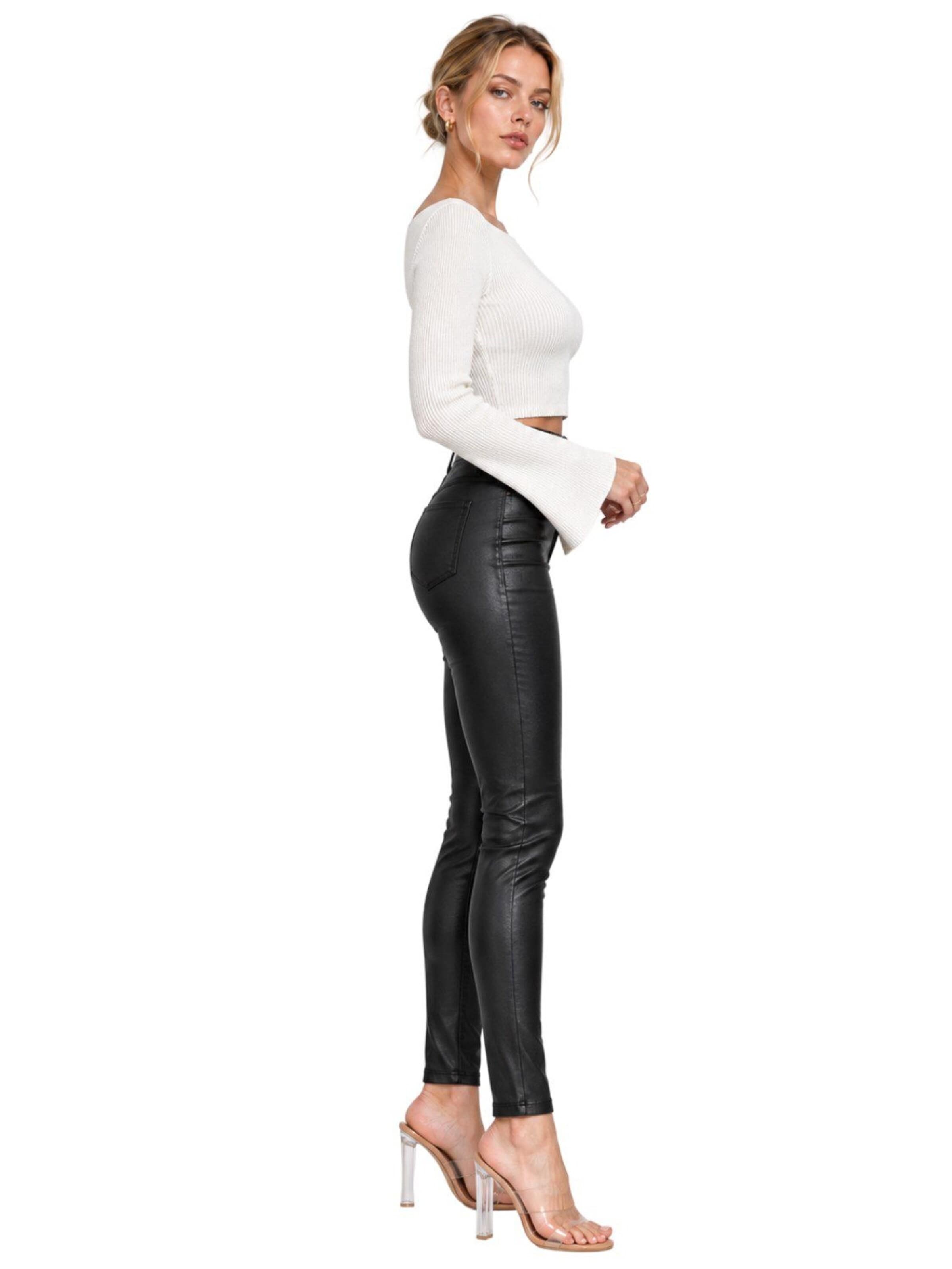 Ocoza Pants in Black