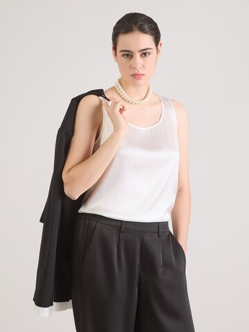 Chemisier 'LPAN' MM by Max Mara en blanc : devant