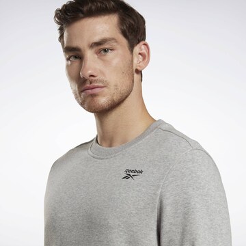 Reebok Sportsweatshirt in Grijs