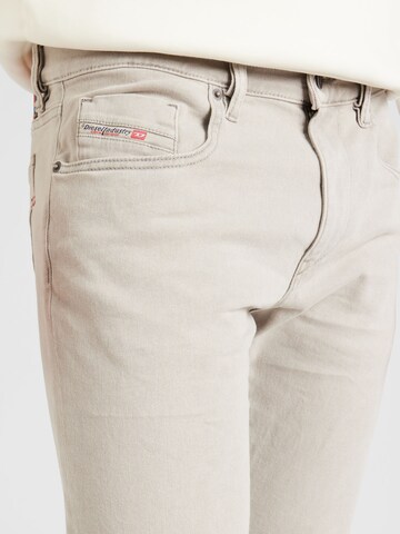 regular Jeans '2019 D-STRUKT' di DIESEL in bianco