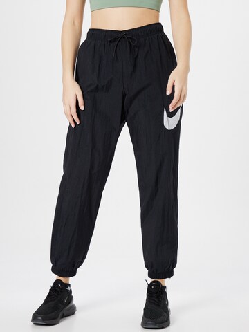 Nike Sportswear Дънки Tapered Leg Панталон 'Essential' в черно: отпред