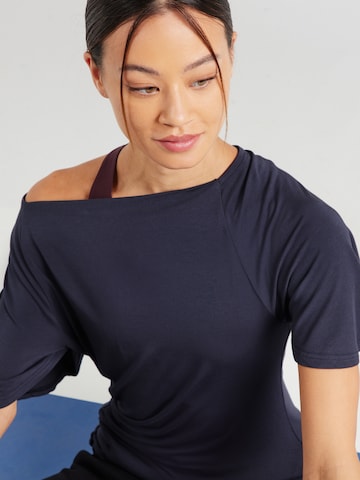 T-shirt fonctionnel CURARE Yogawear en bleu