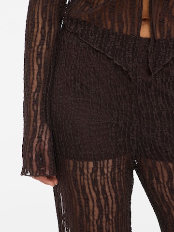 Noisy may - regular Pantalón 'NMEmma' en marrón