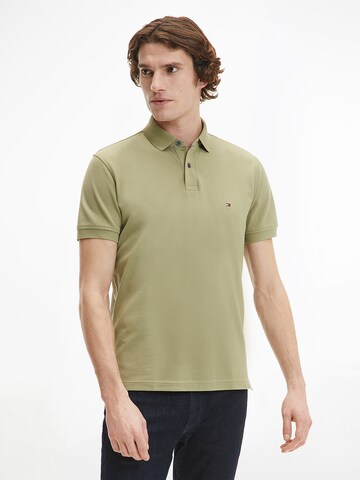 TOMMY HILFIGER Poloshirt 'Core 1985' in Grün: Vorderseite