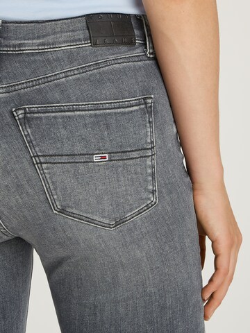Tommy Jeans Skinny Jeans 'Nora' in Grey