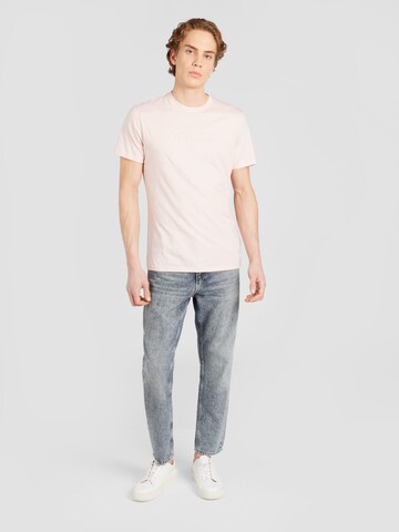 GUESS T-Shirt 'Classic' in Pink