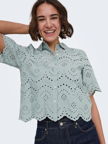 ONLY Pusero 'ONLVALAIS' värissä sininen