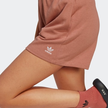 ADIDAS ORIGINALS Wide leg Broek 'Essentials' in Bruin