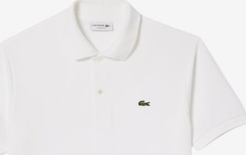 LACOSTE - Camiseta 'L1212-00' en blanco: frente