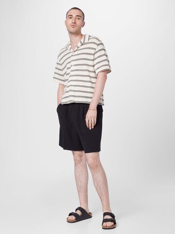 WEEKDAY Comfort fit Overhemd 'Charlie' in Wit