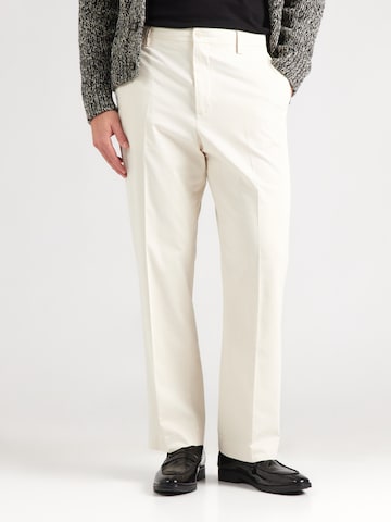 Regular Pantaloni cu dungă 'Paw 1804' de la NN07 pe alb: față