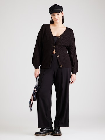 Vero Moda Curve Strickjacke in Schwarz