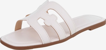 Ital-Design Mules in White: front