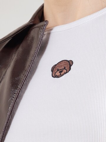 ONLY Μπλουζάκι 'ONLELVA JUNE' σε λευκό