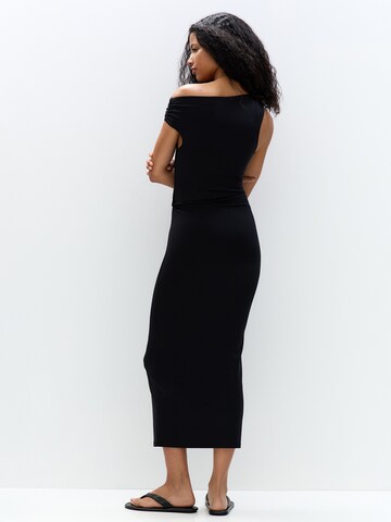 Robe Pull&Bear en noir