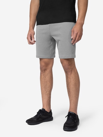 4F Regular Спортен панталон в сиво: отпред