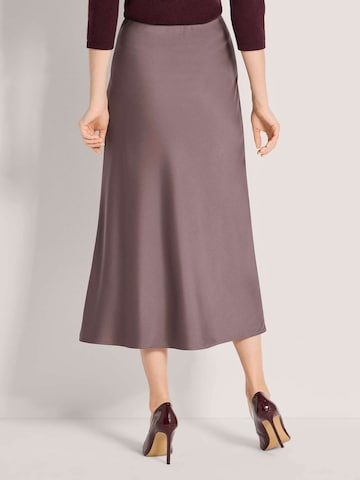 MADELEINE Rok in Rood