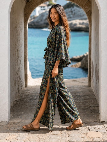 Kimono 'Jamira kimono & pants co-ord' di Hobo Sapiens in nero