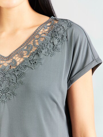 Maglietta 'ONLFree' di ONLY in verde