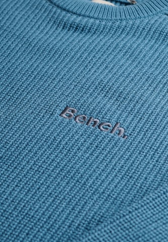 BENCH Trui 'Bench X Superdry & Co' in Blauw