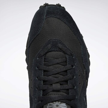 Sneaker bassa ' LX 2200 ' di Reebok in nero