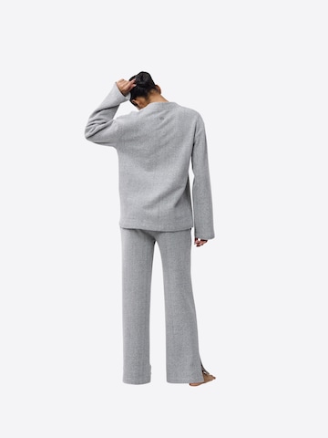 ARUELLE Pyjama 'Eugenie' in Grau