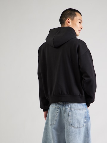 Hanorac de la WEEKDAY pe negru